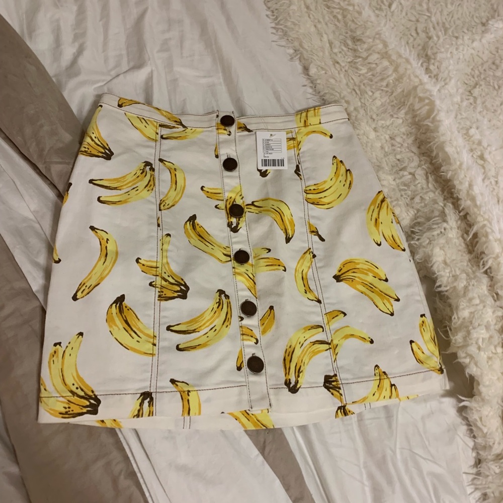 NWT Urban Outfitters Small Banana Yellow Skirt